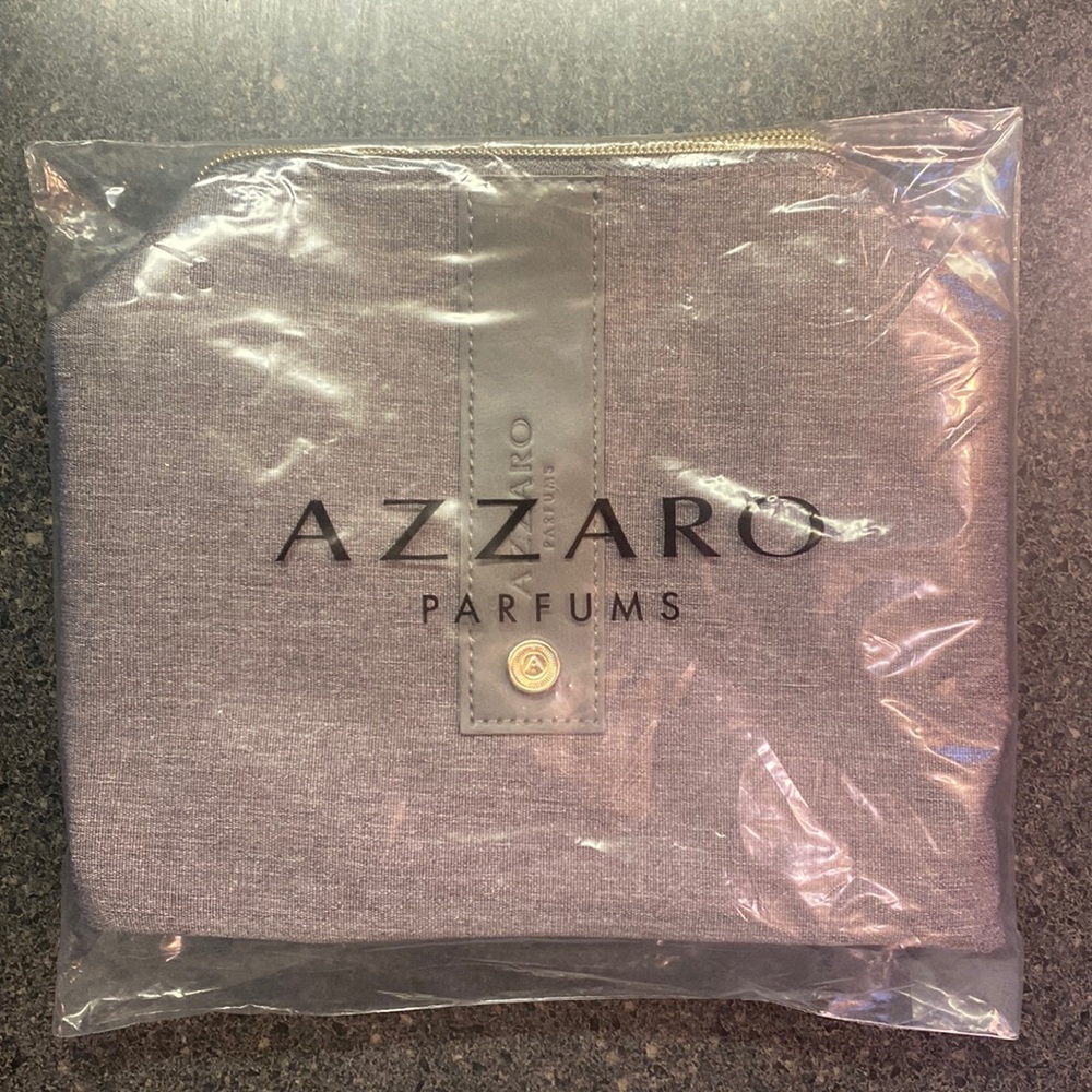 Gray Azzaro Toiletry Bag